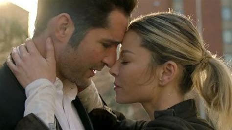 does Lucifer and chloe get together